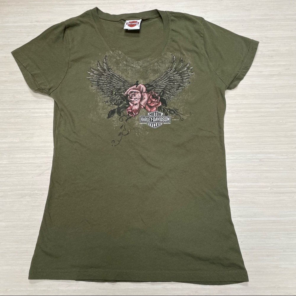 Harley Davidson Womens V-Neck Tee Shirt Size Small Green Rose Wings 2009 CA Top